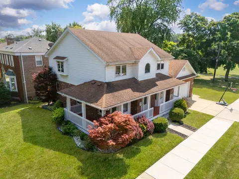 View/Area - 10200 S Artesian Ave, Chicago, IL 60655 photo 1 of 5