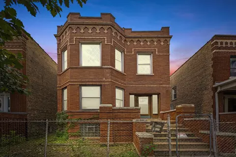1320 N Homan Ave, Chicago, IL 60651