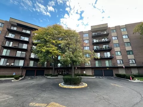 7601 N Lincoln Ave #511, Skokie, IL 60077