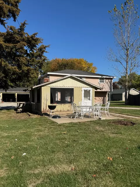 718 Arch St, Ottawa, IL 61350
