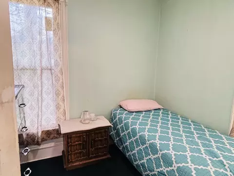 Bedroom - 458 Morgan St, Elgin, IL 60123 photo 1 of 4