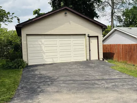 Exterior - 458 Morgan St, Elgin, IL 60123 photo 6 of 6
