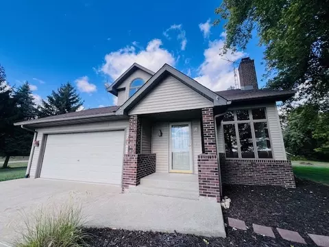 7705 Lakewood Rd, Weldon, IL 61882