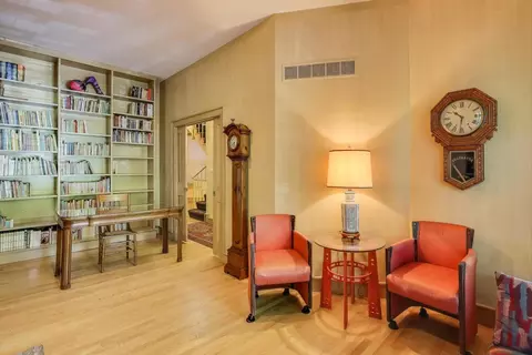 Other - 907-909 W Webster Ave, Chicago, IL 60614 photo 2 of 17