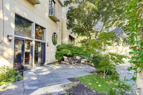 Exterior - 907-909 W Webster Ave, Chicago, IL 60614 photo 15 of 19