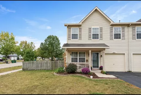 351 Richmond Dr, Romeoville, IL 60446