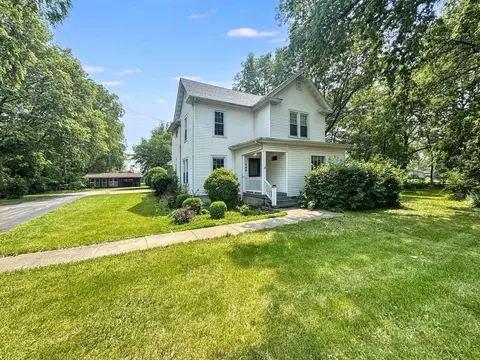 1204 W Reynolds St, Pontiac, IL 61764