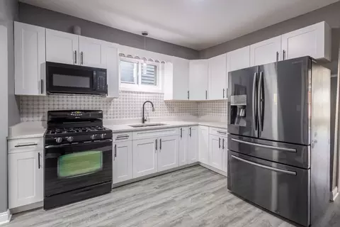Kitchen - 6830 S Honore St, Chicago, IL 60636 photo 2 of 2