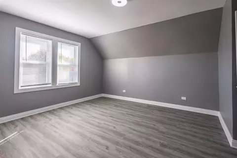 Bedroom - 6830 S Honore St, Chicago, IL 60636 photo 7 of 12