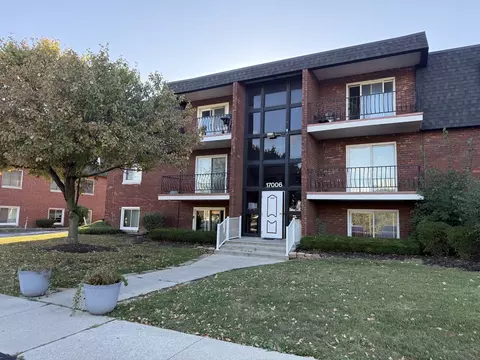 17006 Novak Dr #102, Hazel Crest, IL 60429