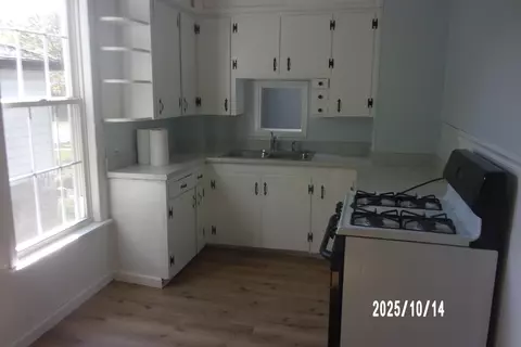 Kitchen - 466 E Cherry St, Watseka, IL 60970 photo 2 of 3