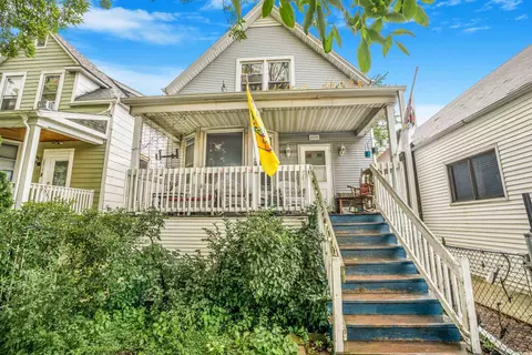 3314 N California Ave, Chicago, IL 60618