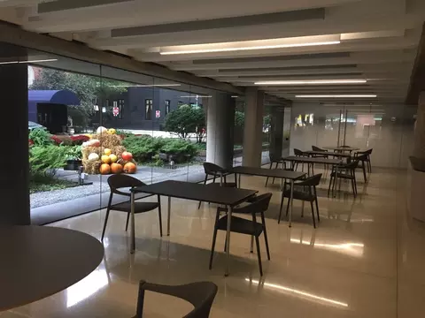 Dining - 200 E Delaware Pl #5D, Chicago, IL 60611 photo 1 of 1