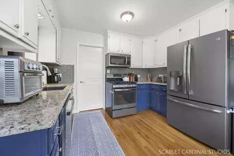 Kitchen - 1123 Grant St, Wheaton, IL 60189 photo 1 of 2