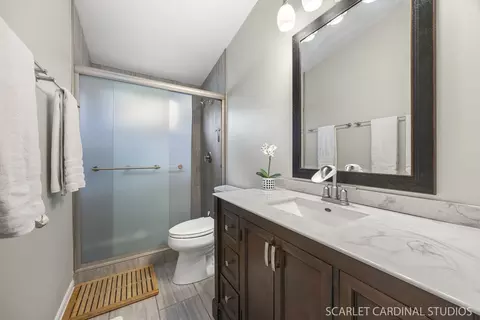 Bath - 1123 Grant St, Wheaton, IL 60189 photo 1 of 2