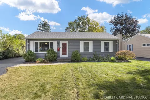 1123 Grant St, Wheaton, IL 60189