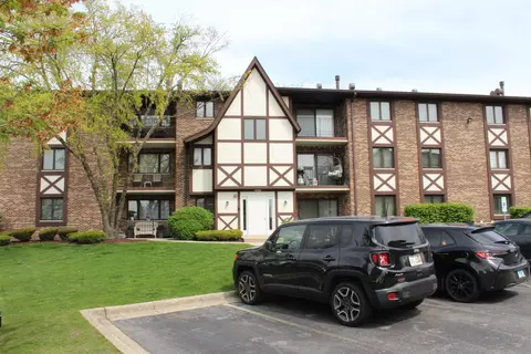 10508 Ridge Cove Dr #18D, Chicago Ridge, IL 60415