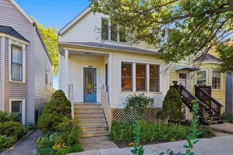 3725 N Richmond St, Chicago, IL 60618