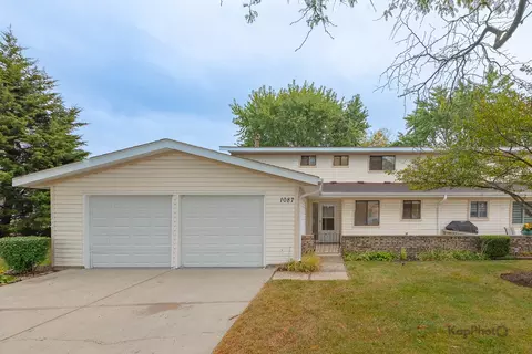 1087 Mohegan Ln, Schaumburg, IL 60193
