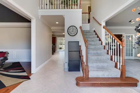 Entry Way - 3 Pebblebrook Ct, Bloomington, IL 61705 photo 1 of 7