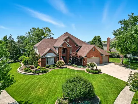17140 Deer Run Dr, Orland Park, IL 60467