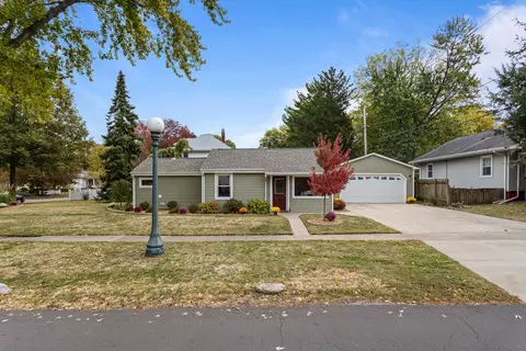 108 N Draper Ave, Champaign, IL 61821
