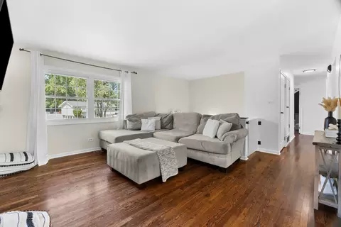 Other - 1345 Jefferson Rd, Hoffman Estates, IL 60169 photo 1 of 11