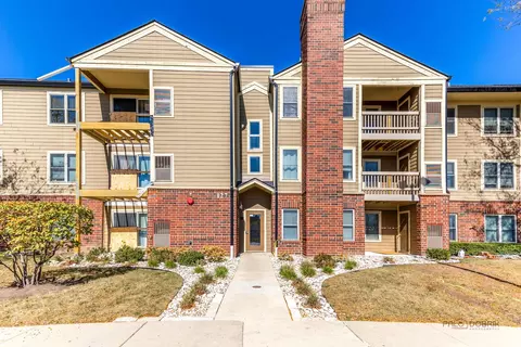 127 Glengarry Dr #307, Bloomingdale, IL 60108