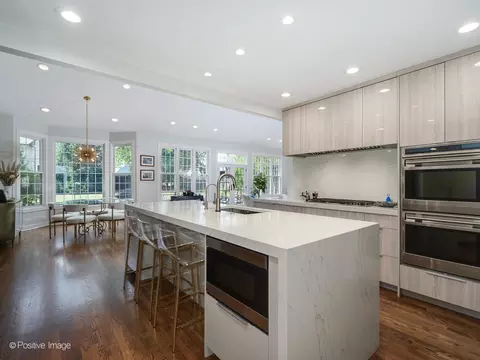 Kitchen - 606 Greendale Rd, Glenview, IL 60025 photo 2 of 3