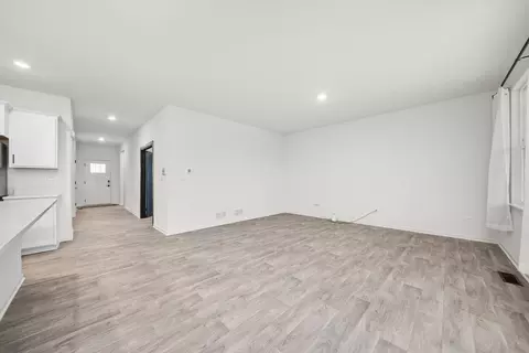 276 Durham St, North Aurora, IL 60542 photo 5