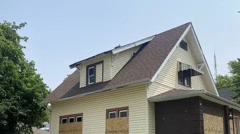 945 E Hickory St, Kankakee, IL 60901