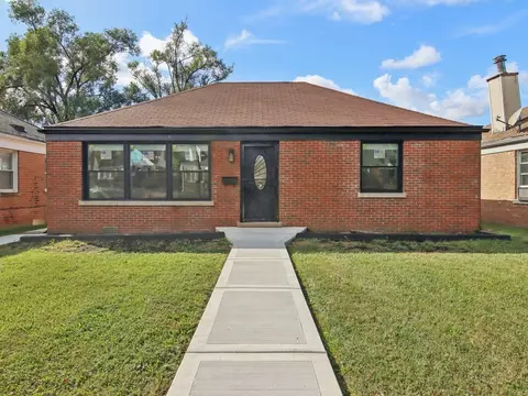 404 Frederick Ave, Bellwood, IL 60104