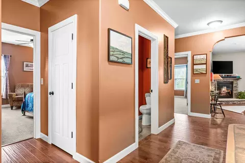Entry Way - 2611 Piney Run, Bloomington, IL 61705 photo 2 of 15
