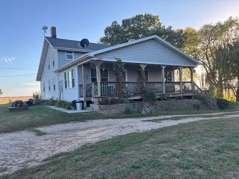 3940 E 20th Rd, Serena, IL 60549