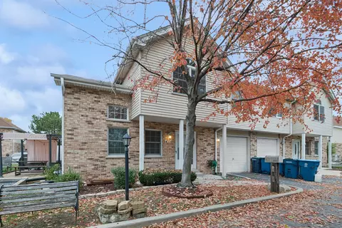 4326 W Emerald Way St, Alsip, IL 60803