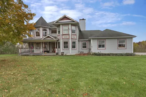 42416 N Crawford Rd, Antioch, IL 60002
