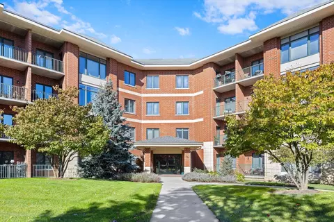 845 E 22nd St #B105, Lombard, IL 60148