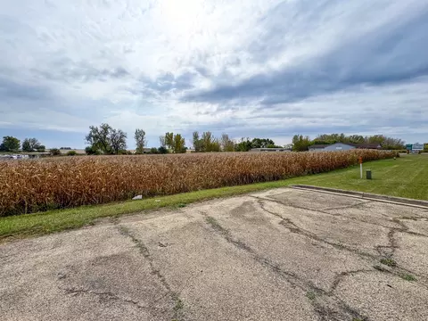 lot3 Indian Springs Dr, Sandwich, IL 60548