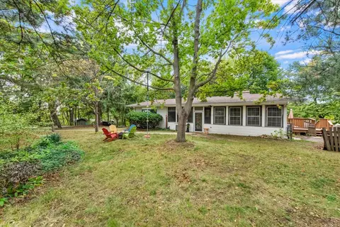 Exterior - 26 Glen Echo Rd, Elgin, IL 60120 photo 12 of 12