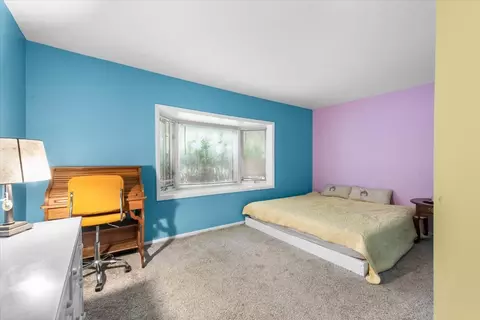 Bedroom - 26 Glen Echo Rd, Elgin, IL 60120 photo 2 of 2