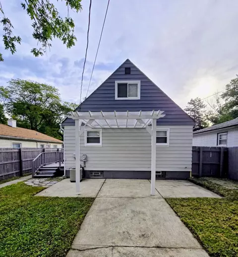 16742 Crane Ave, Hazel Crest, IL 60429 photo 2