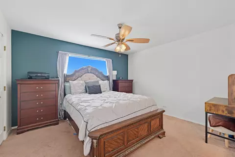 Bedroom - 18638 Golfview Dr, Hazel Crest, IL 60429 photo 3 of 4