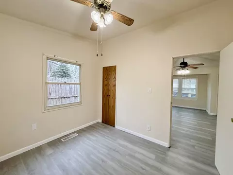Bedroom - 2016 Greendale Dr, Champaign, IL 61821 photo 5 of 5