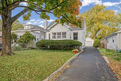 Undisclosed, Highland Park, IL 60035