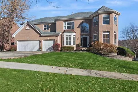 1919 N Meryls Ter, Palatine, IL 60074