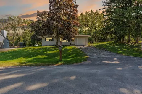 5406 Memory Trl, Mchenry, IL 60051