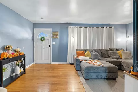 Other - 5406 Memory Trl, Mchenry, IL 60051 photo 2 of 5