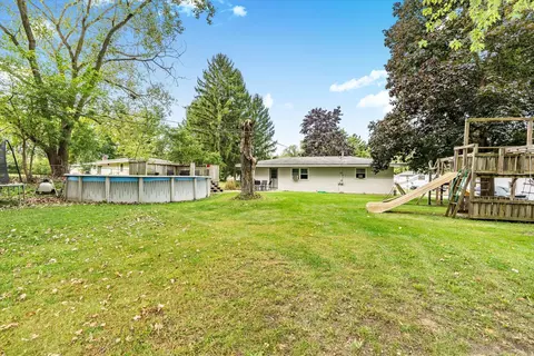 Exterior - 5406 Memory Trl, Mchenry, IL 60051 photo 2 of 2
