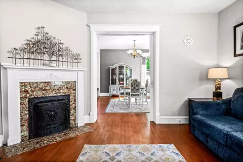 Entry Way - 202 Willard Ave, Bloomington, IL 61701 photo 2 of 7
