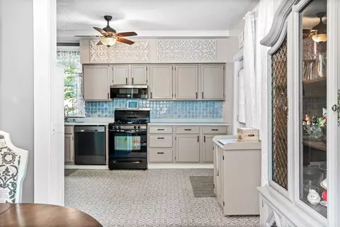 Kitchen - 202 Willard Ave, Bloomington, IL 61701 photo 2 of 3